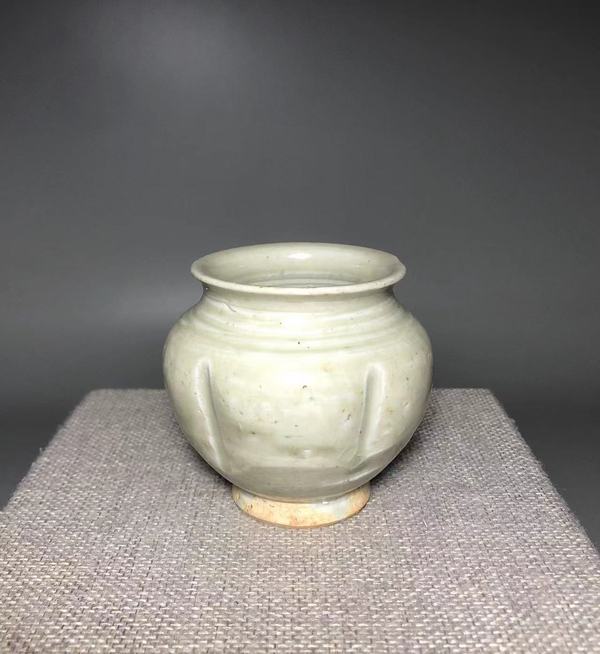 古玩陶瓷北宋，青白釉瓜棱罐拍賣，當(dāng)前價(jià)格1200元