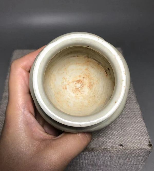 古玩陶瓷北宋，青白釉瓜棱罐拍賣，當(dāng)前價(jià)格1200元