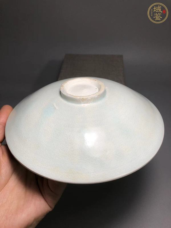 古玩陶瓷青白釉娃娃盤真品鑒賞圖