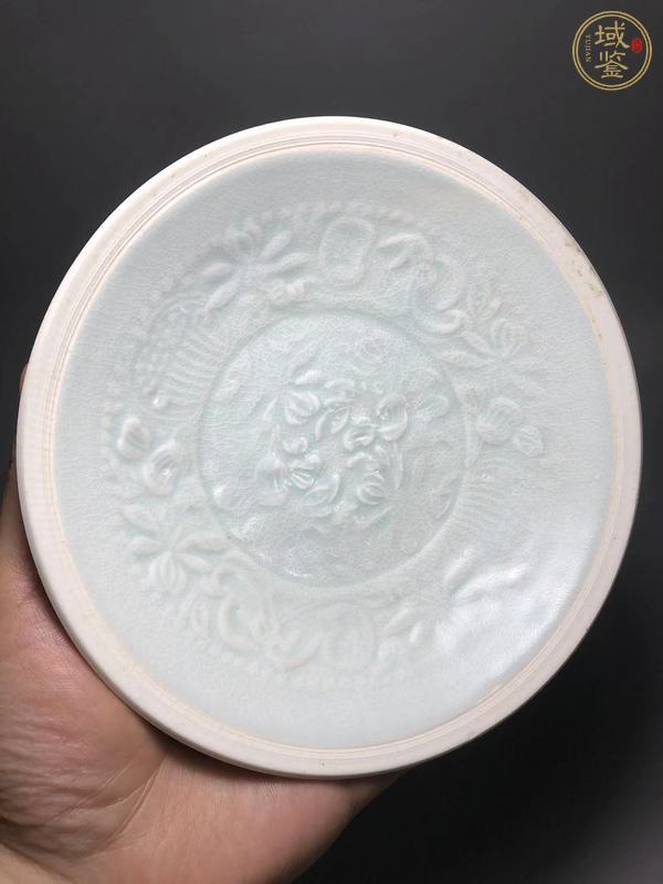 古玩陶瓷青白釉娃娃盤真品鑒賞圖