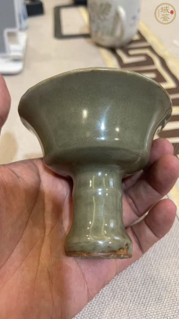 古玩陶瓷龍泉青瓷高足杯真品鑒賞圖