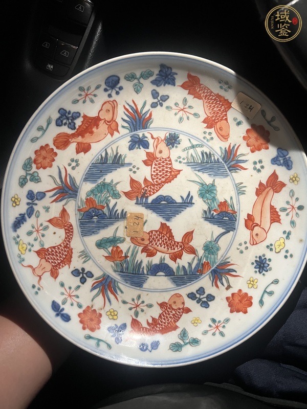 古玩陶瓷青花五彩盤真品鑒賞圖