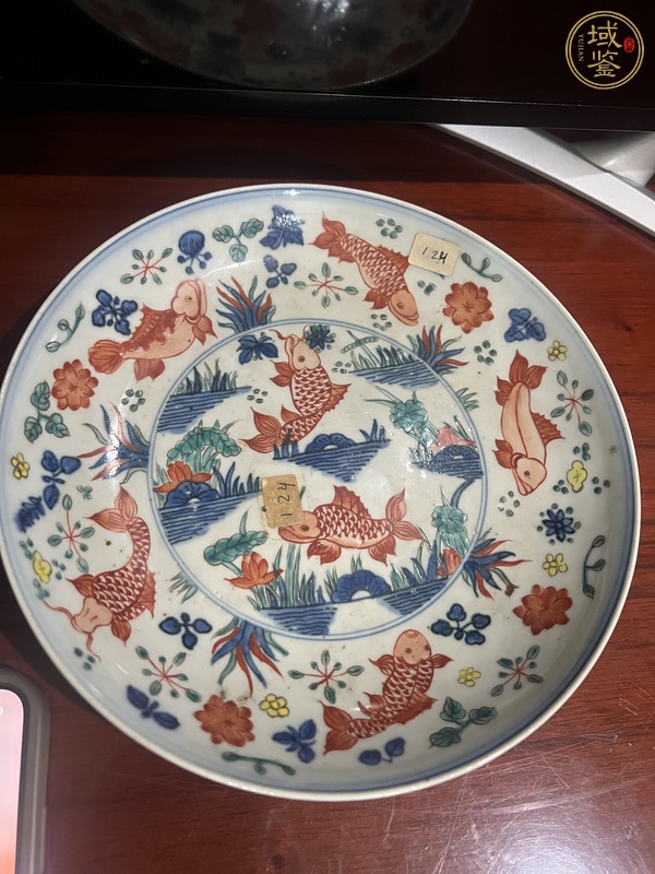 古玩陶瓷青花五彩盤真品鑒賞圖