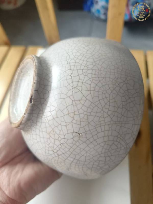 古玩陶瓷哥釉開片大碗真品鑒賞圖