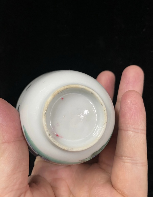 古玩陶瓷粉彩人物杯一對拍賣，當(dāng)前價格388元