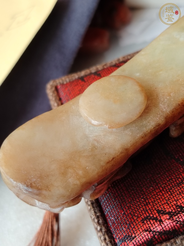 古玩玉器岫玉雕“蒼龍教子”帶鉤真品鑒賞圖
