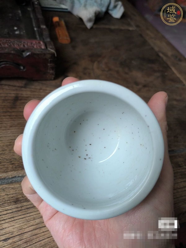 古玩陶瓷青花山水人物紋案缸真品鑒賞圖