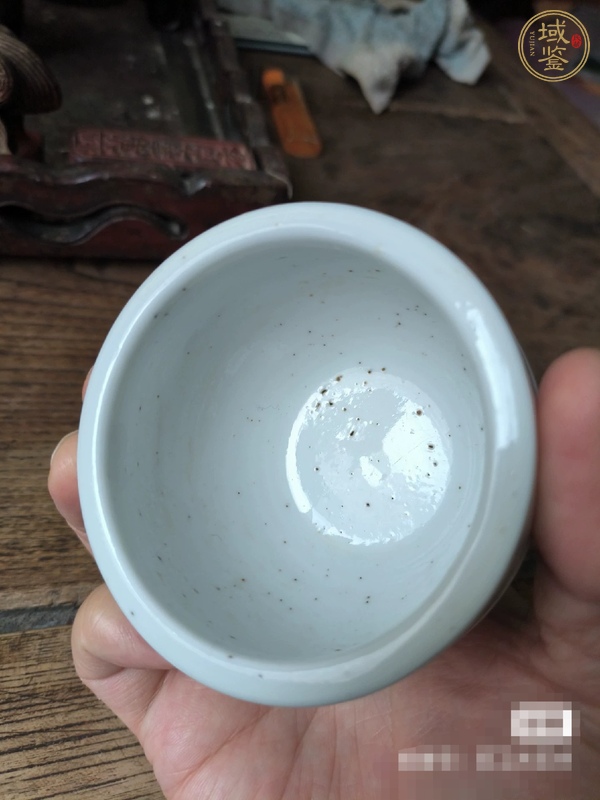 古玩陶瓷青花山水人物紋案缸真品鑒賞圖