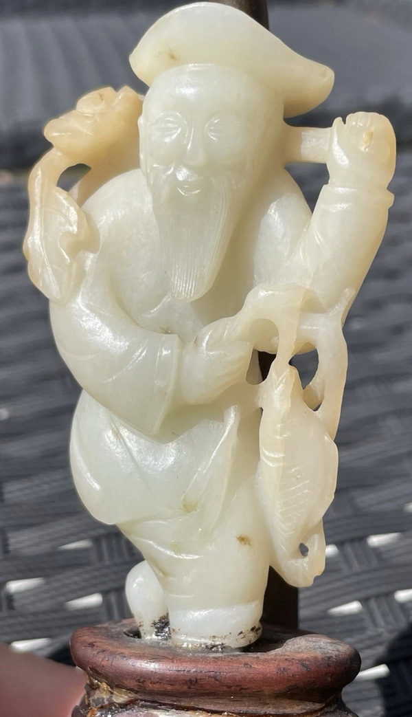 古玩玉器和田玉雕“漁翁得利”把件拍賣，當前價格26000元