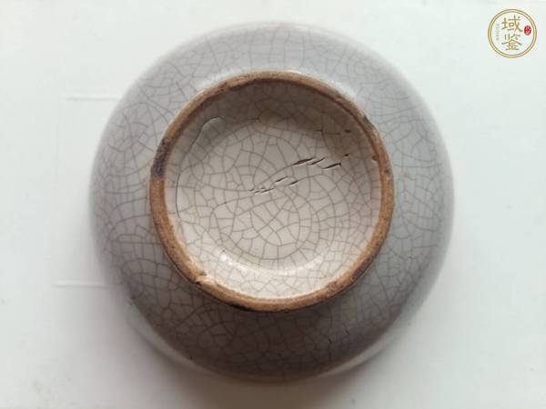 古玩陶瓷哥釉碗真品鑒賞圖
