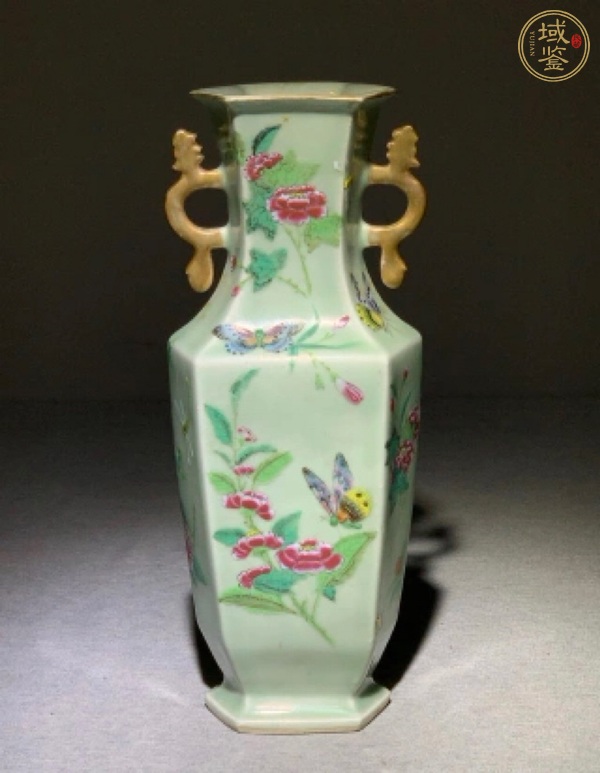 古玩陶瓷清晚期 豆青釉廣彩花卉紋雙耳瓶真品鑒賞圖