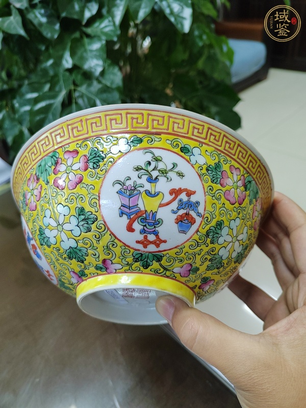 古玩陶瓷粉彩碗真品鑒賞圖