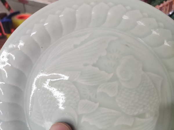 古玩陶瓷龍泉窯青釉印花盤拍賣，當前價格228元