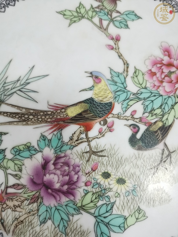 古玩陶瓷解放初期花鳥(niǎo)紋粉彩盤(pán)真品鑒賞圖