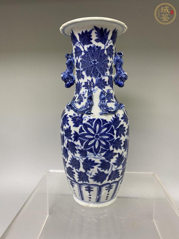 古玩陶瓷花卉紋青花瓶真品鑒賞圖