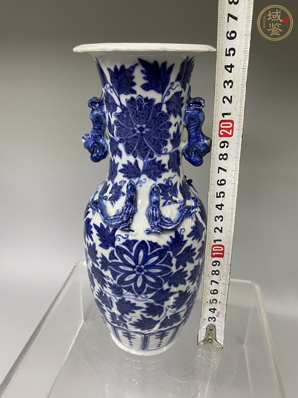 古玩花卉紋青花瓶真品鑒賞圖