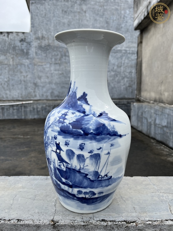 古玩陶瓷青花山水人物紋撇口瓶真品鑒賞圖