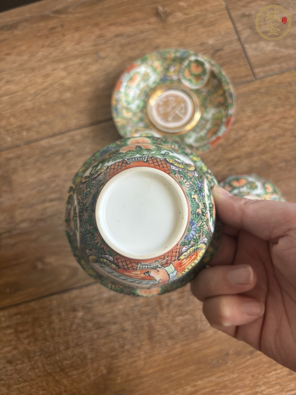 古玩陶瓷廣彩人物故事紋蓋碗真品鑒賞圖