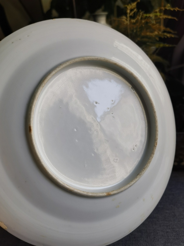 古玩陶瓷清中期青花山水人物紋折腰盤拍賣，當前價格0元