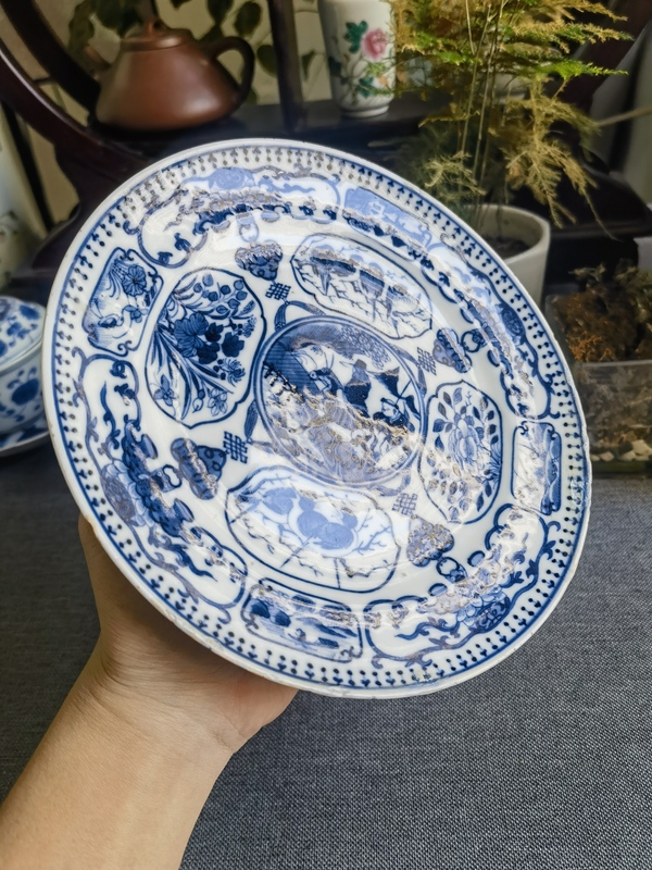 古玩陶瓷清中期青花山水人物紋折腰盤拍賣，當前價格0元