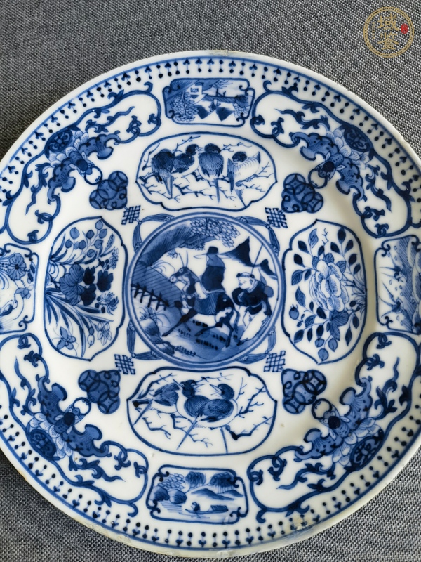 古玩陶瓷青花山水人物紋折腰盤真品鑒賞圖