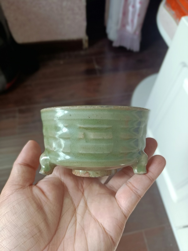 古玩陶瓷龍泉青瓷八卦爐拍賣(mài)，當(dāng)前價(jià)格1888元