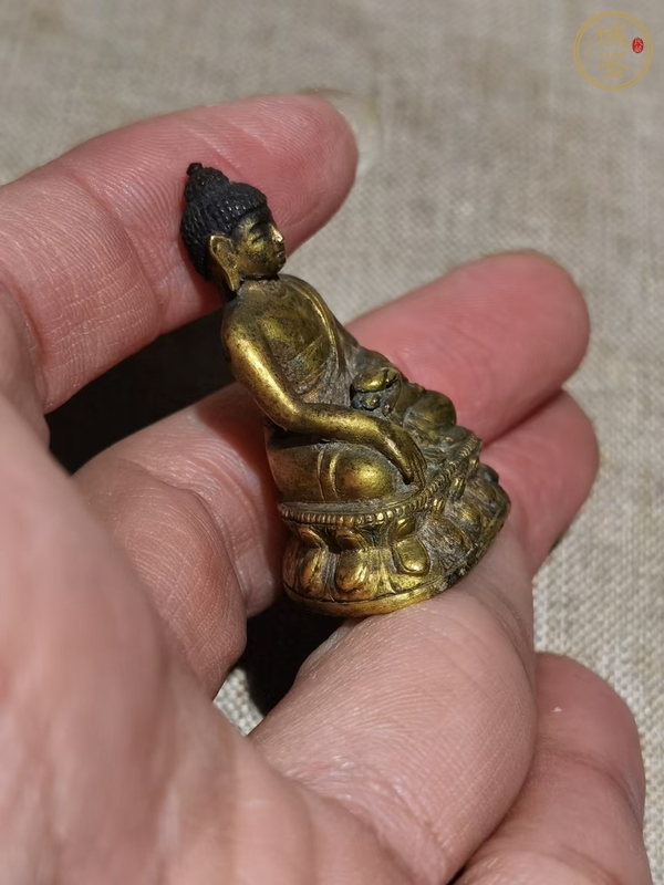 古玩銅器佛像真品鑒賞圖
