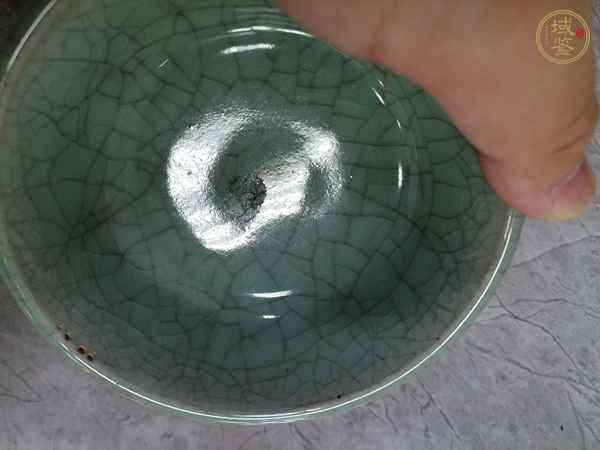 古玩陶瓷哥釉碗真品鑒賞圖