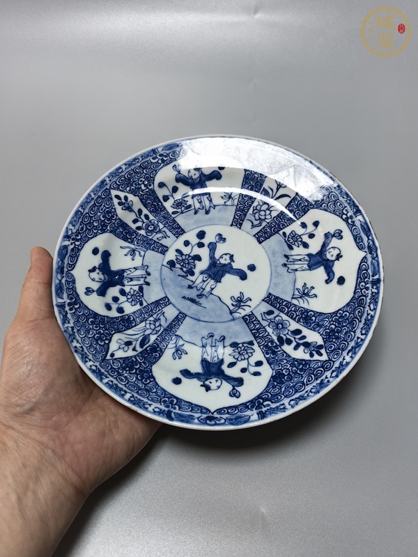 古玩陶瓷嬰戲紋青花盤真品鑒賞圖