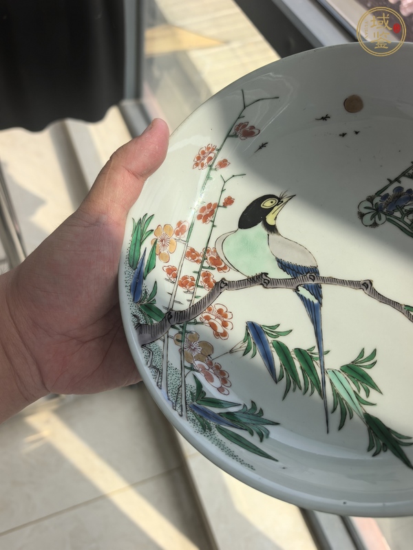 古玩陶瓷粉彩盤真品鑒賞圖