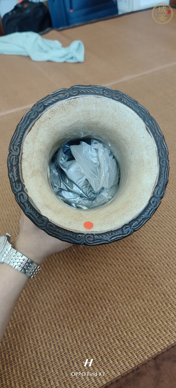 古玩陶瓷 哥釉地鐵銹釉五彩加粉彩刀馬人螭龍獅耳瓶真品鑒賞圖