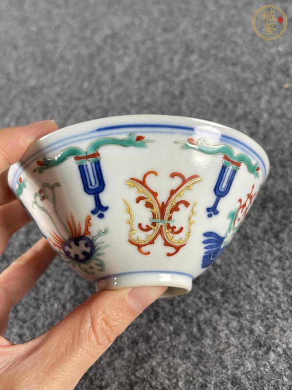 古玩陶瓷青花五彩冷冬紋碗真品鑒賞圖