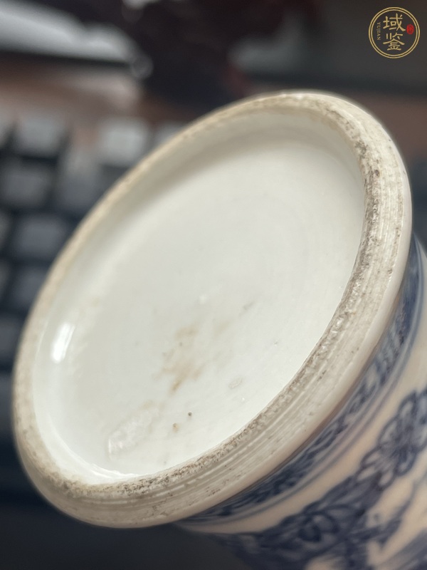 古玩陶瓷青花山水人物紋雞腿瓶真品鑒賞圖