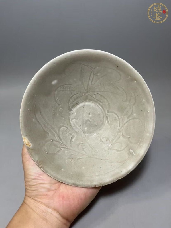 古玩青白釉花卉紋碗真品鑒賞圖