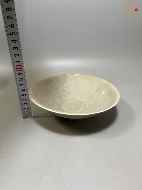 古玩陶瓷青白釉花卉紋碗真品鑒賞圖