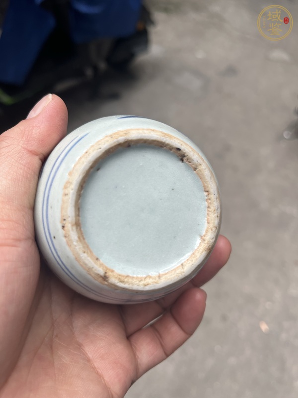 古玩陶瓷青花山水紋罐真品鑒賞圖