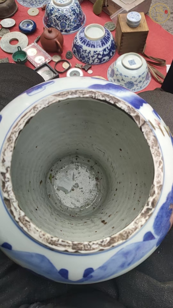 古玩陶瓷釉里三色殘瓶真品鑒賞圖