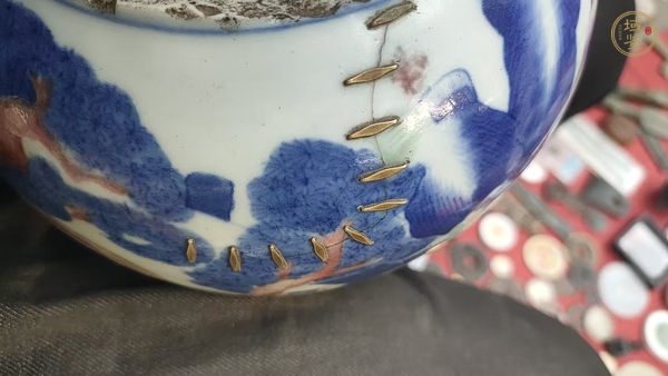古玩陶瓷釉里三色殘瓶真品鑒賞圖