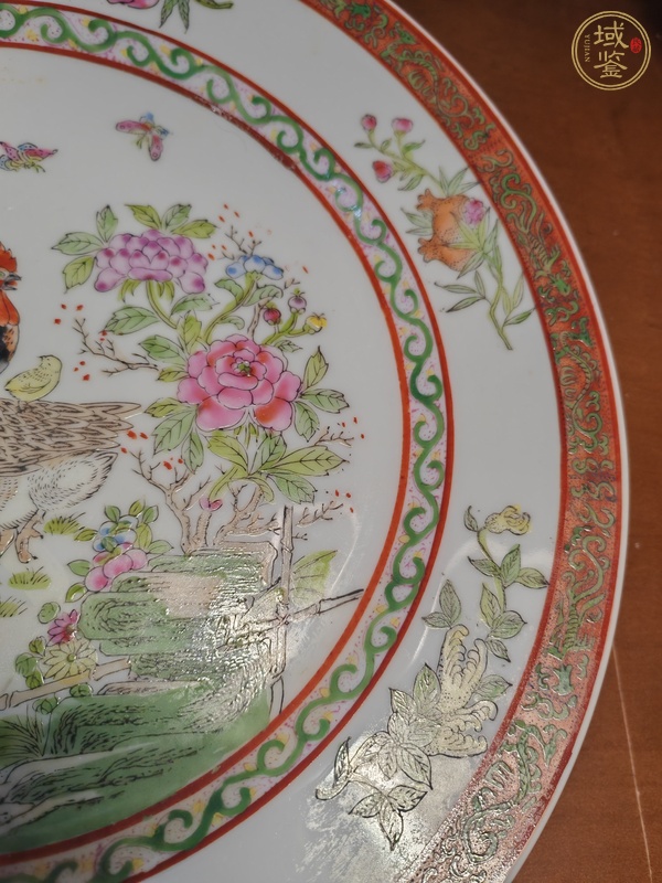 古玩陶瓷粉彩雞紋盤(pán)真品鑒賞圖