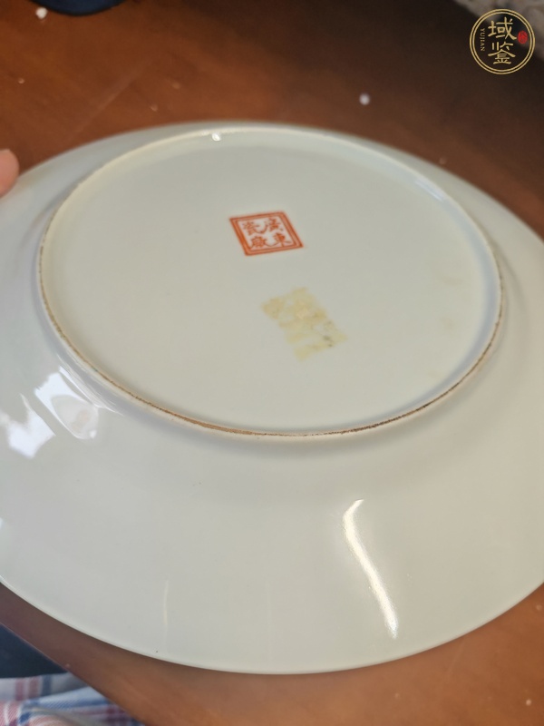 古玩陶瓷粉彩雞紋盤(pán)真品鑒賞圖