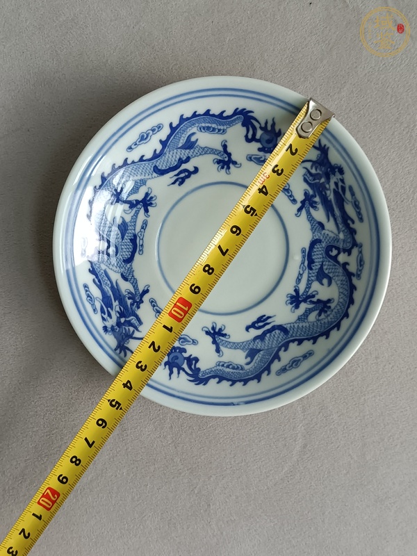 古玩陶瓷青花雙龍紋盤真品鑒賞圖