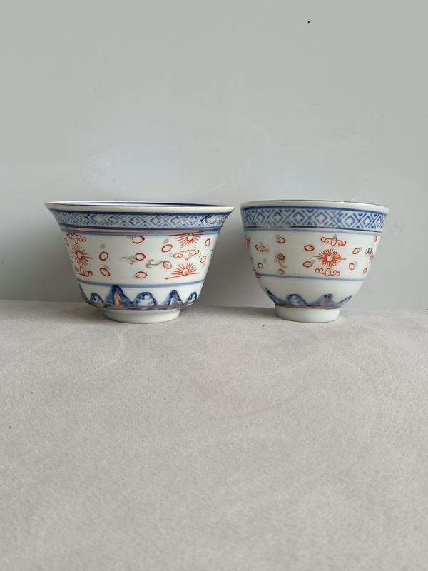 古玩陶瓷青花礬紅彩玲瓏紋杯拍賣(mài)，當(dāng)前價(jià)格230元