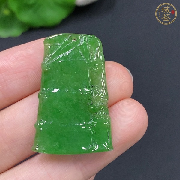 古玩天然翡翠掛件真品鑒賞圖