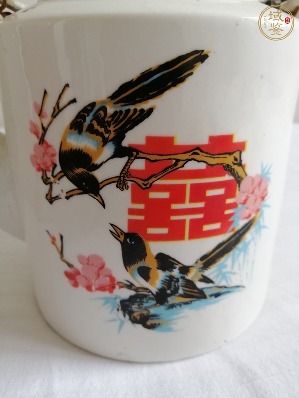 古玩喜鵲登梅提梁壺真品鑒賞圖