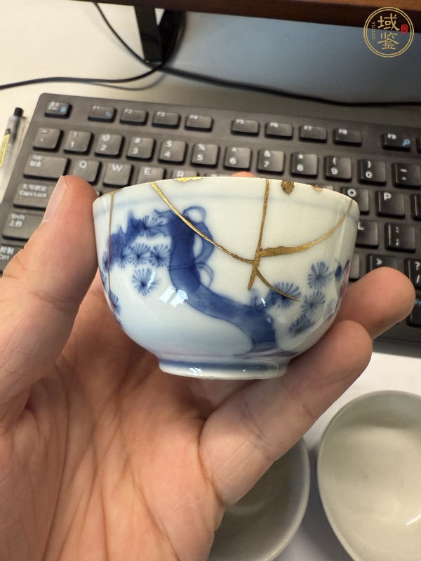 古玩陶瓷日本江戶歲寒三友杯真品鑒賞圖