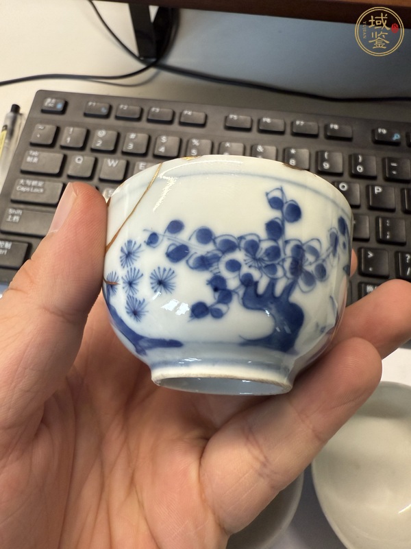 古玩陶瓷日本江戶歲寒三友杯真品鑒賞圖