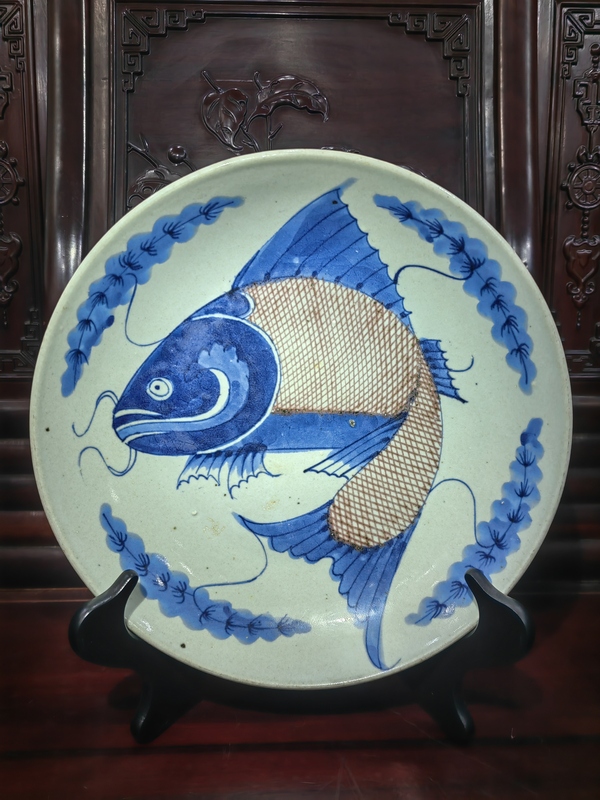 古玩轉(zhuǎn)賣乾隆魚盤拍賣,當(dāng)前價(jià)格1880元