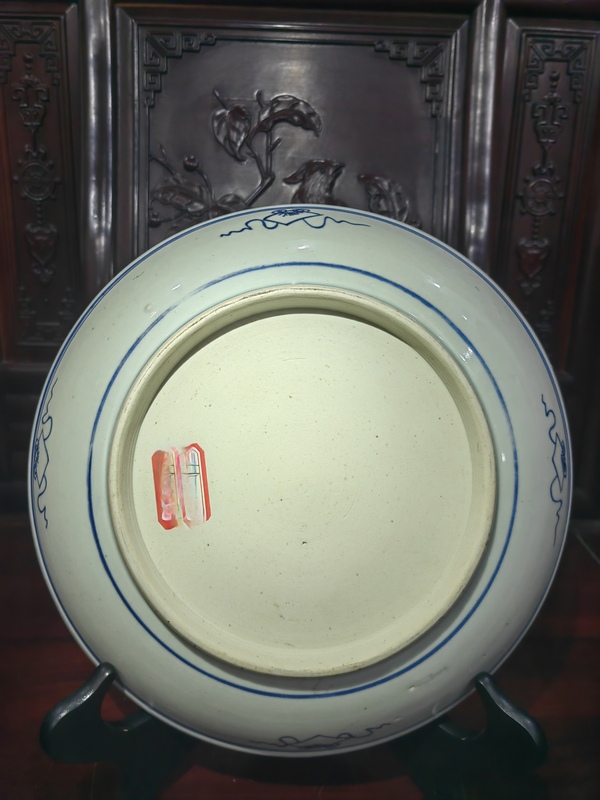 古玩陶瓷雍正青花釉里紅獅子滾繡球大盤拍賣，當(dāng)前價(jià)格25000元