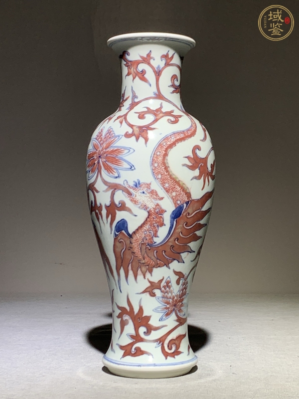 古玩陶瓷康熙款青花釉里紅夔龍紋觀音瓶真品鑒賞圖
