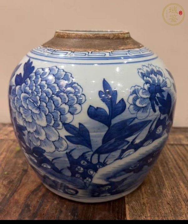 古玩陶瓷牡丹紋青花罐真品鑒賞圖